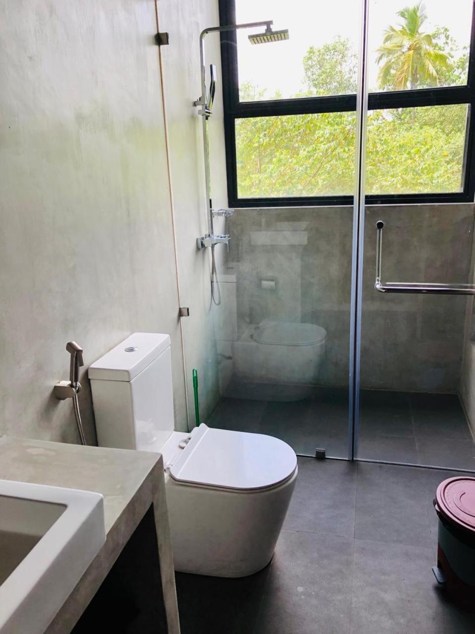White Moon Resort Gampaha Eksteriør bilde